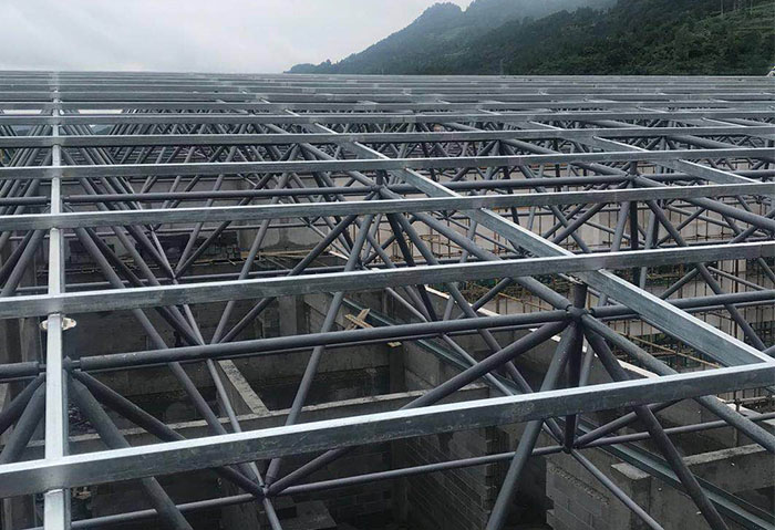 清远仁怀冠英学校艺体楼网架